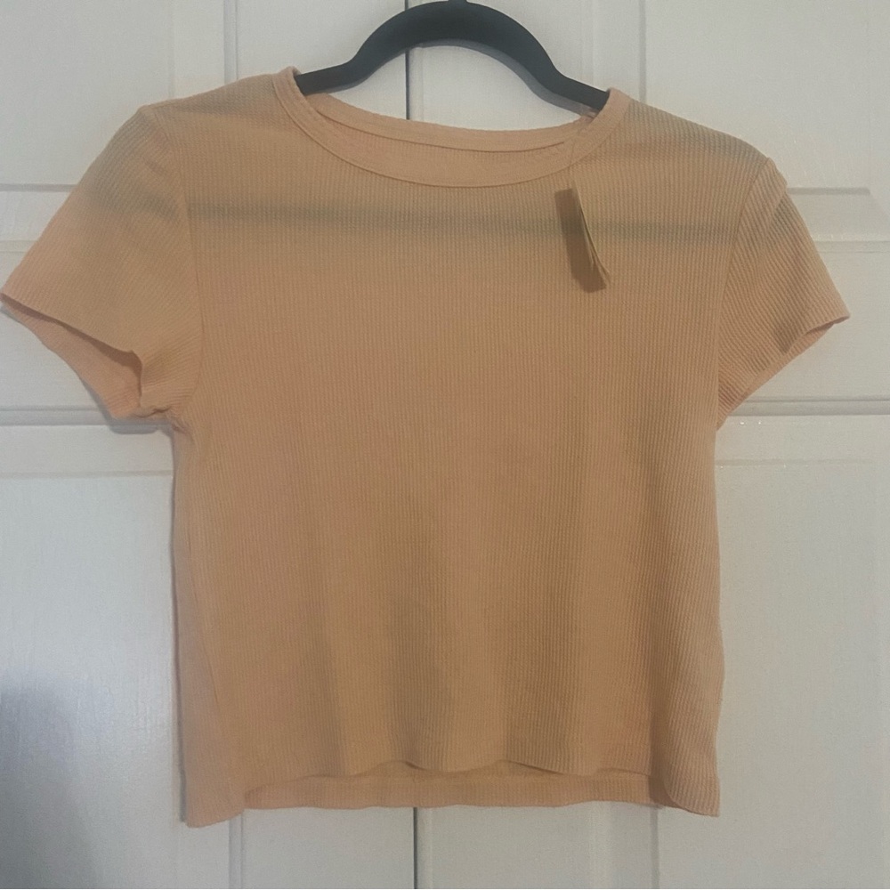 Aerie ribbed cropped short sleeve top light peach Size M NWT